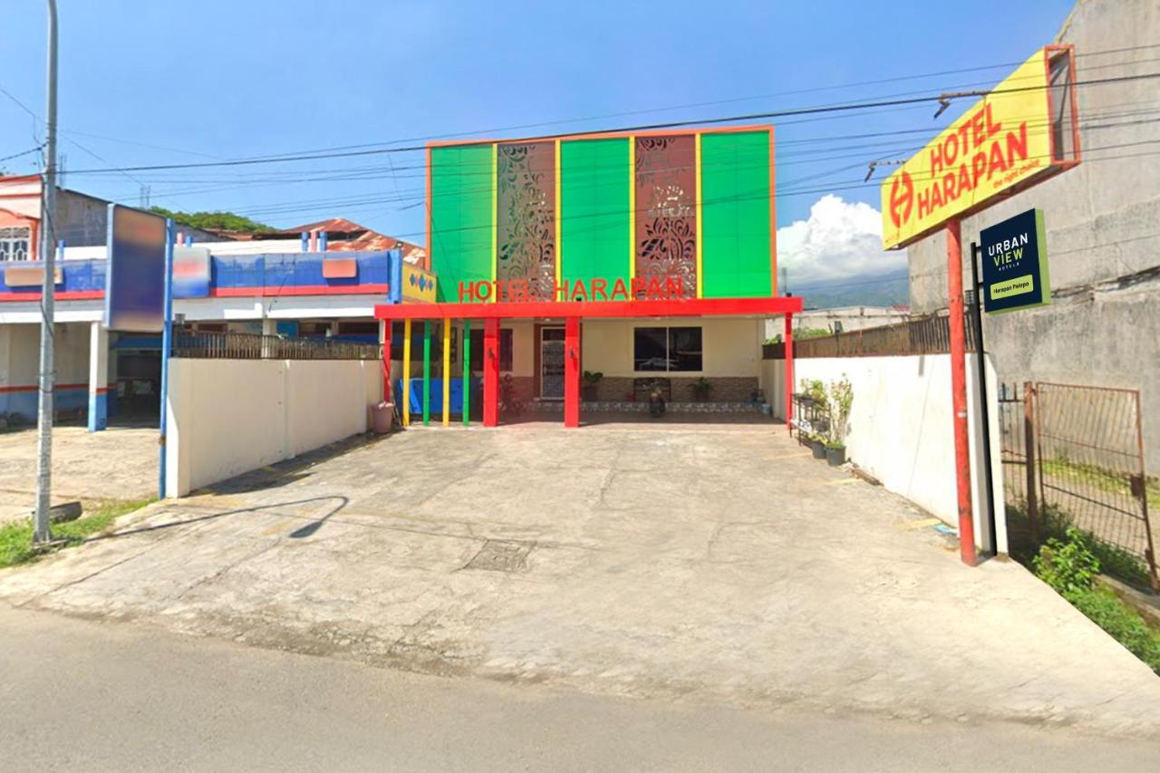 Urbanview Hotel Harapan Palopo Bagian luar foto